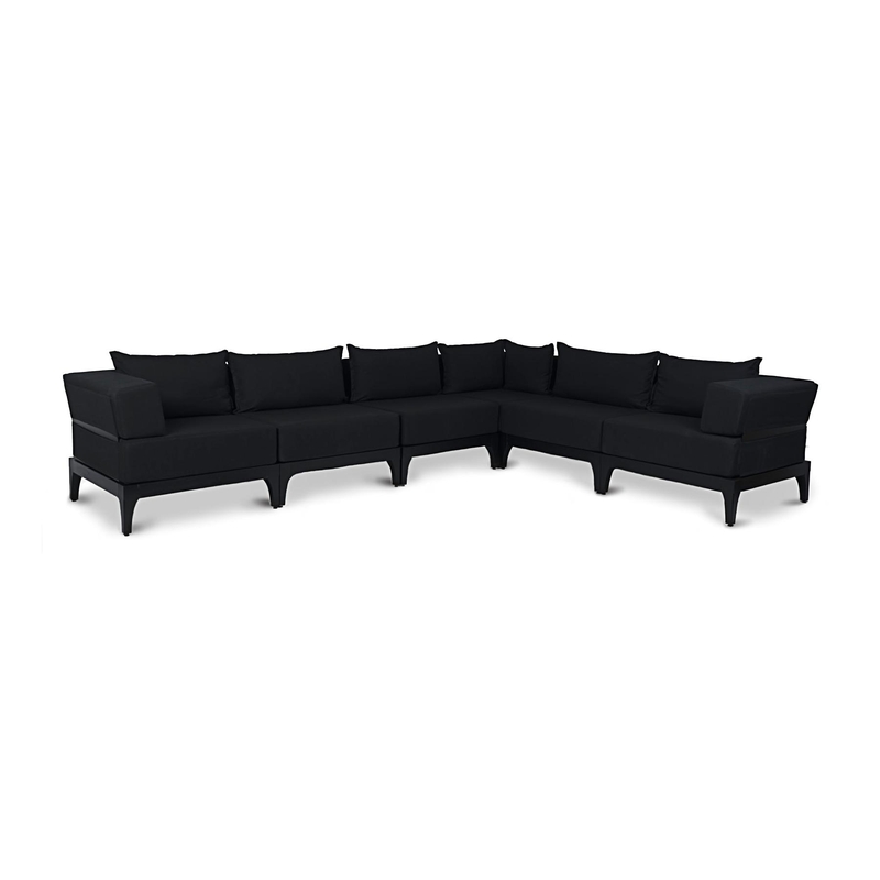 SECTIONAL - Black/Black Sectional - Full front